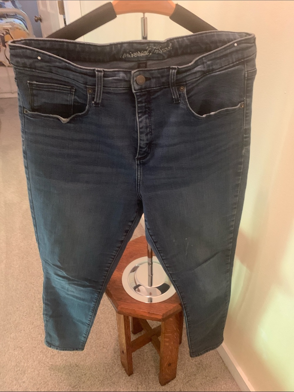 Universal Thread Women's Mid to Dark Blue Straight Leg Jeans